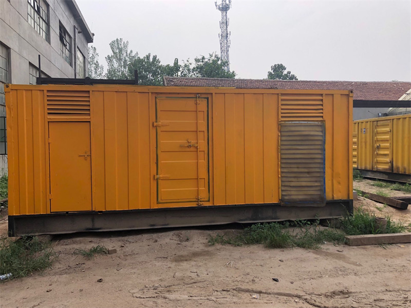 兴山柴油发电机如何判断新机油是否已经完全充满机油滤清器？