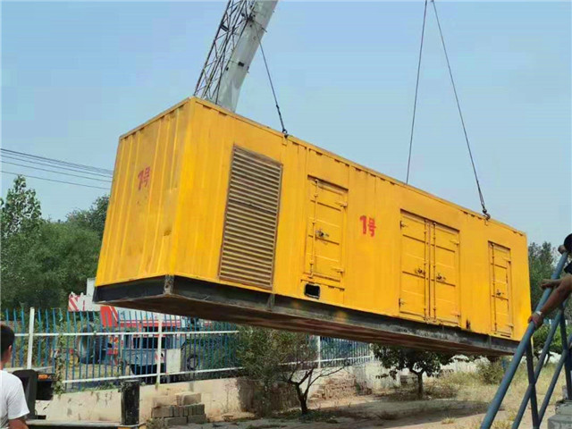 兴山300KW柴油发电机组油耗是多少？