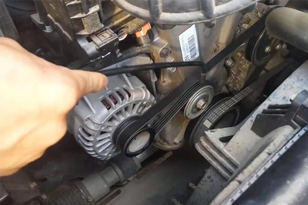 兴山转速传感器的工作原理是什么？