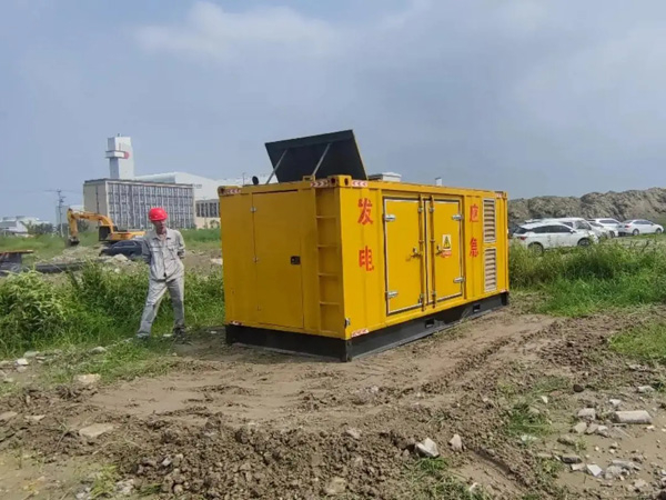 兴山冬季低温环境下，发电机组启动电瓶的容量需求是否会增加？